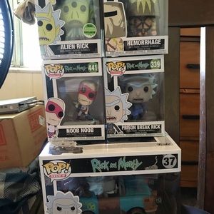 Rick and Morty Funko pop lot + TTG